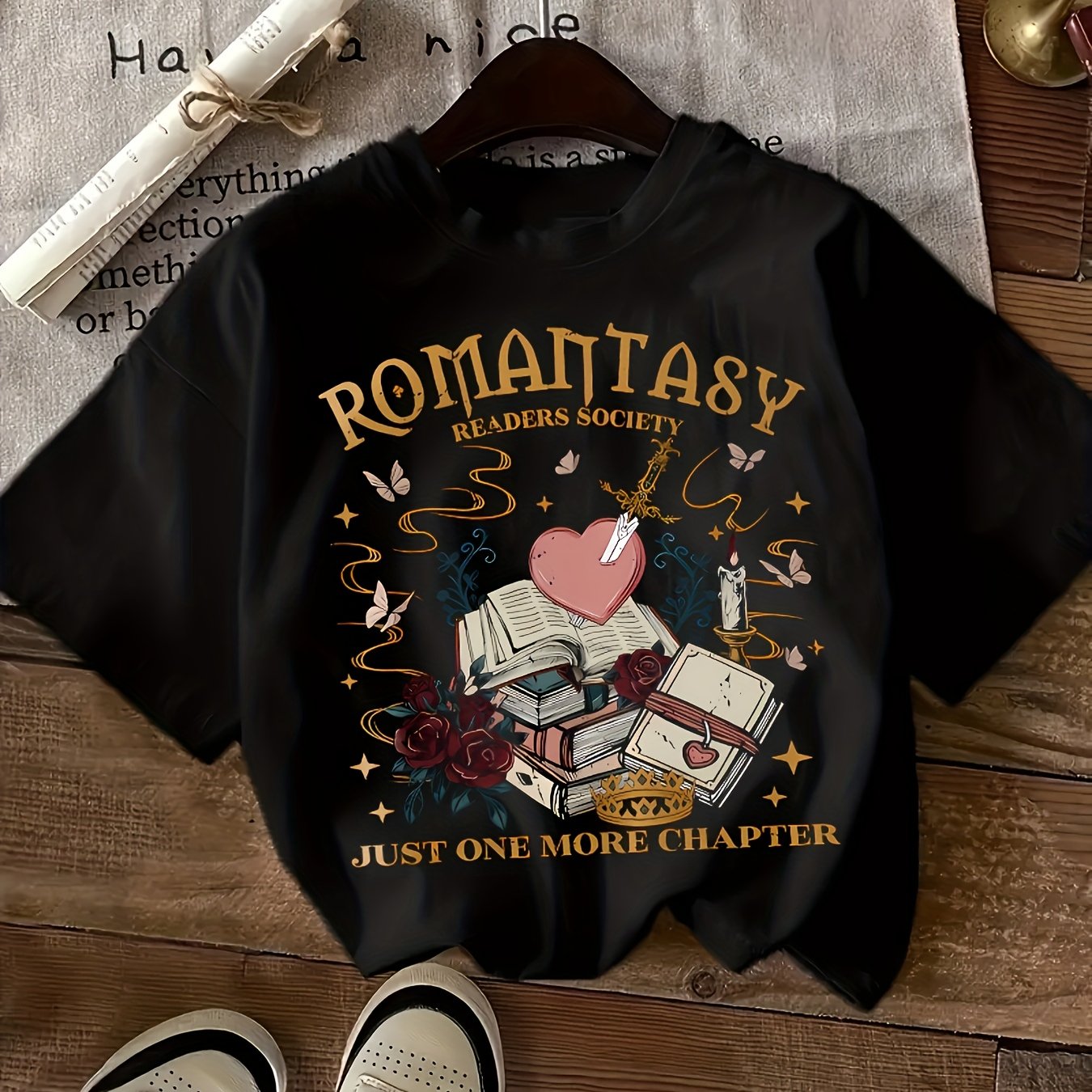 Romantasy Tee